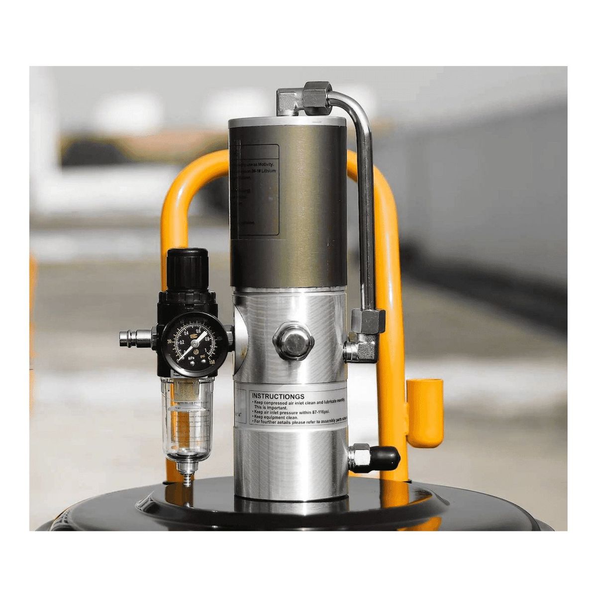 INGCO TOOLS - Engrasadora neumatica 30 litros industrial Ingco