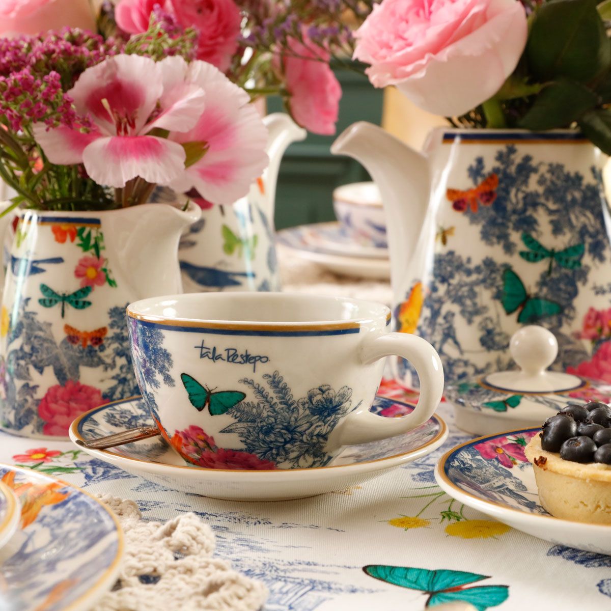 CORONA - Set de Tazas con platos 8 Piezas Renacimiento 249.6cc CORONA