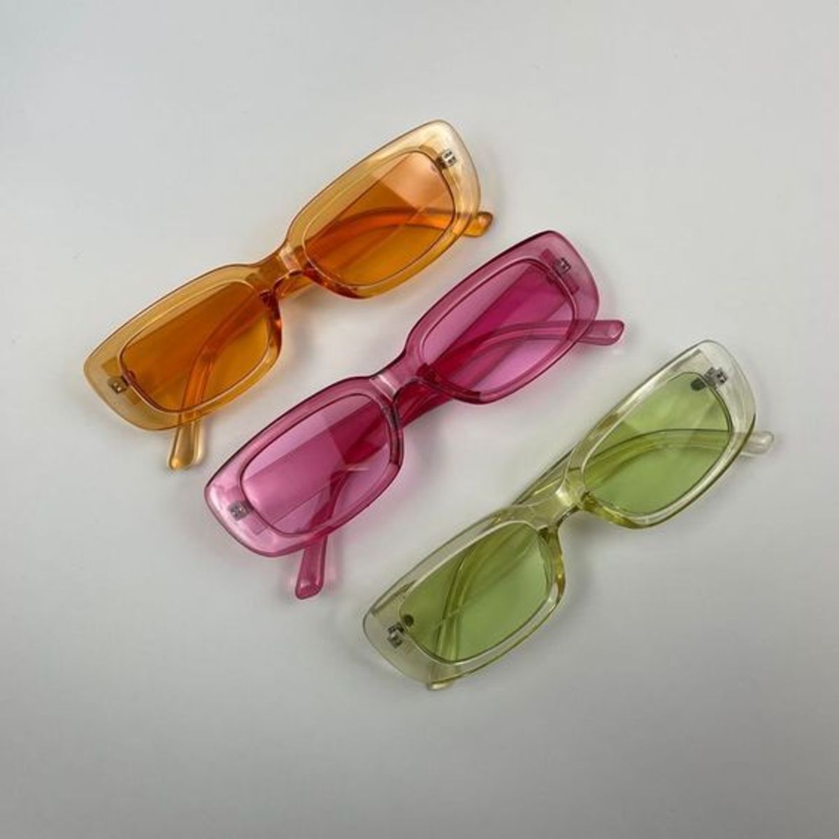 GENERICO - LENTES RETRO VINTAGE DE COLORES