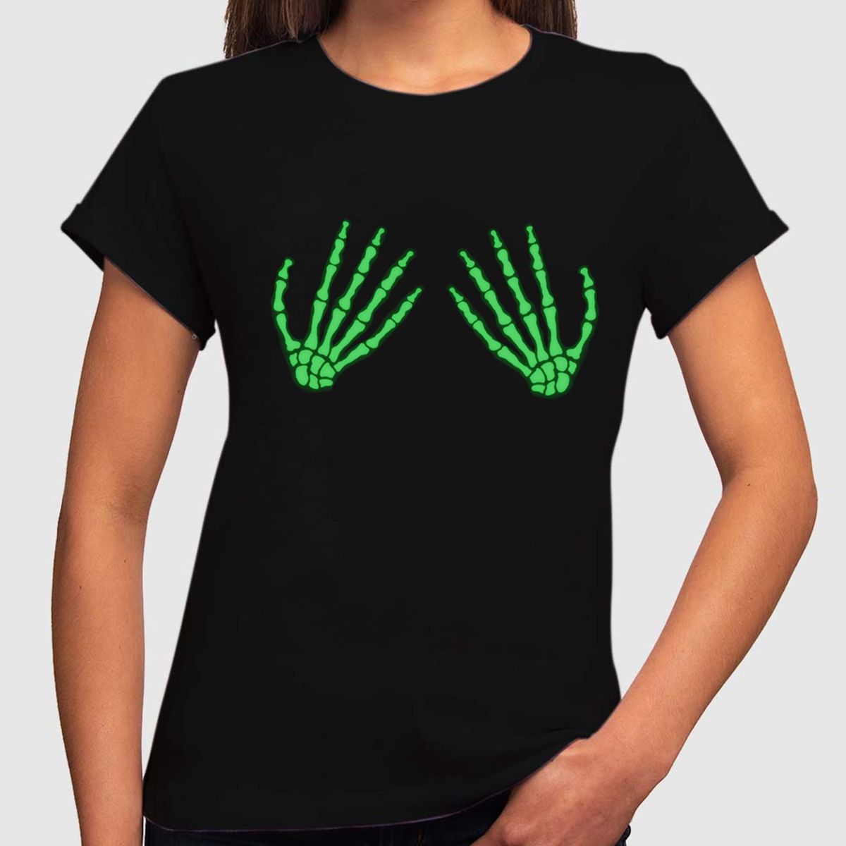 GENERICO - Polo Brilla Oscuridad Squeletor Dama