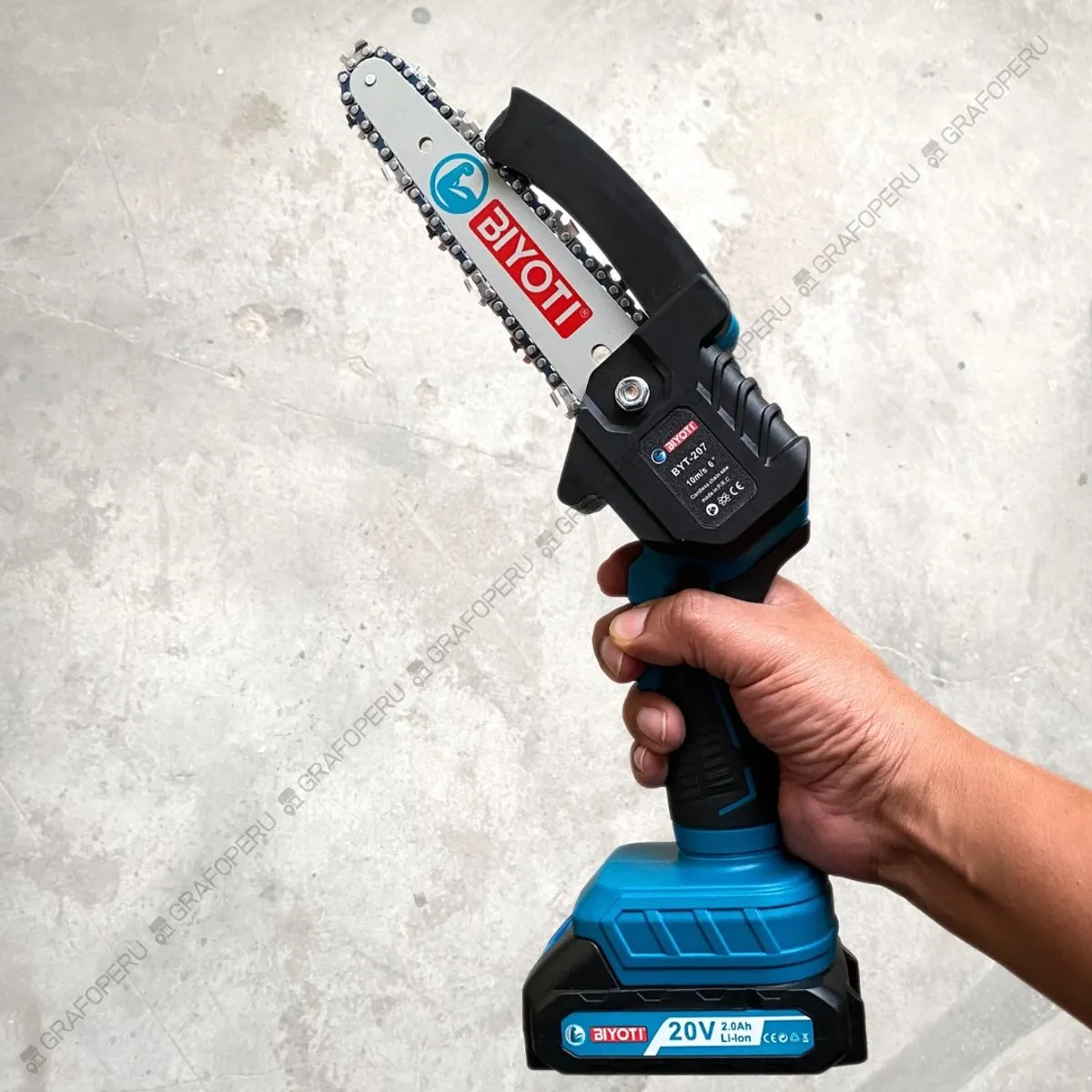 OEM - Mini Motosierra Podadora Portatil 6 Inalambrica 02 Baterias 02 Cadena