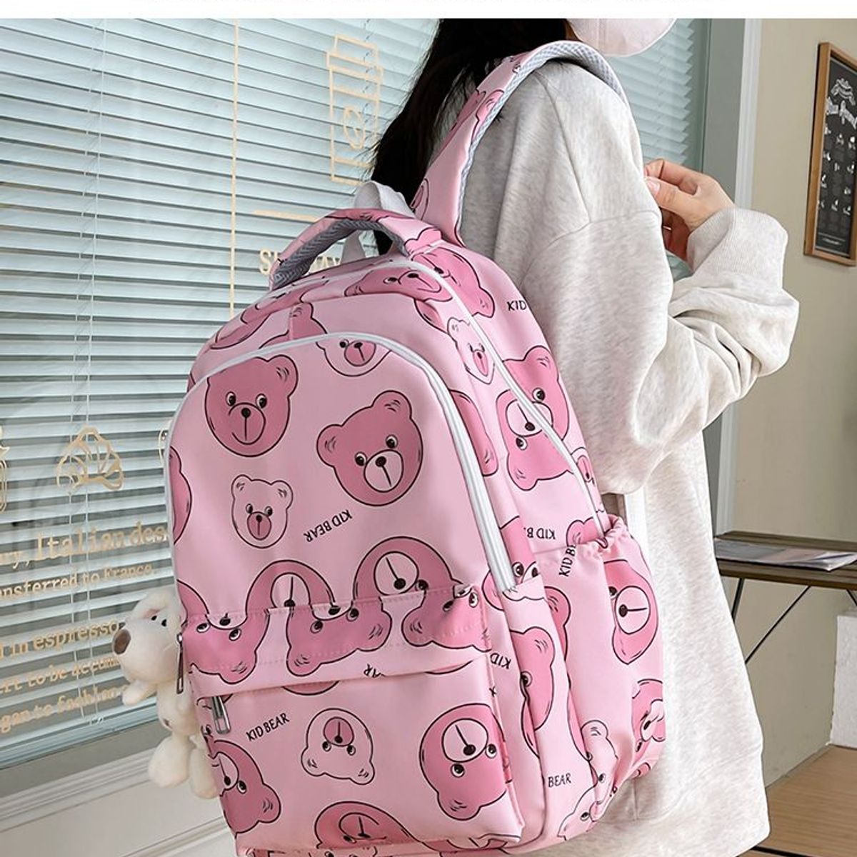 GENERICO - MOCHILA DAMA CON LLAVERO DE PELUCHE