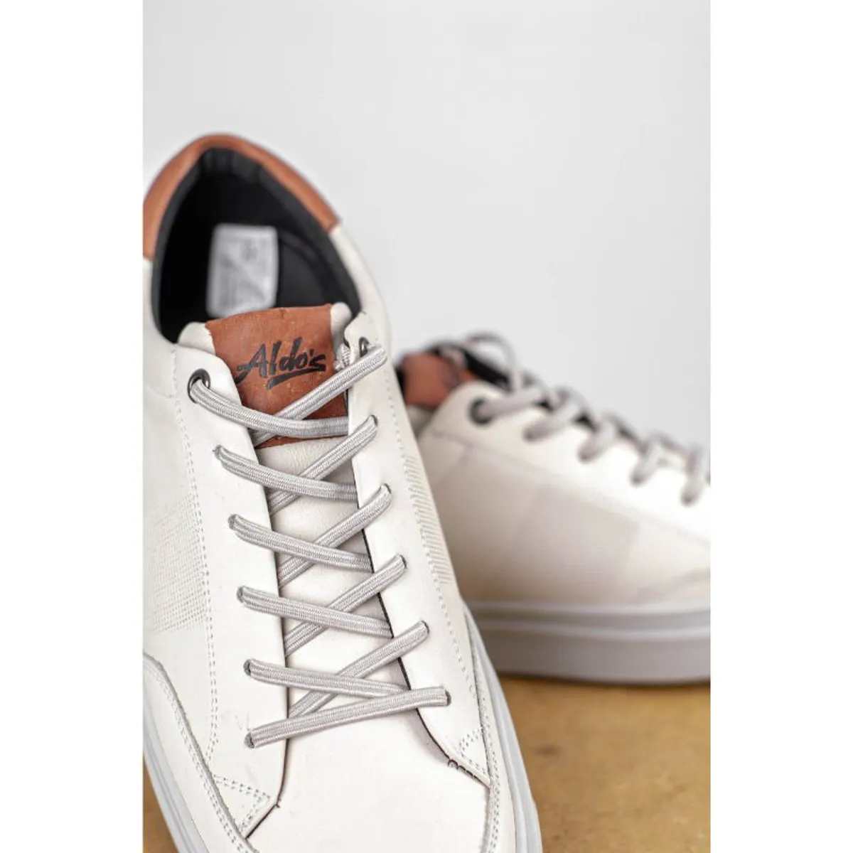 ALDO'S SINCE 1986 - ALDOS-ZAPATILLA CUERO SPORT ELEGANTE DE EDICIÓN LIMITADA