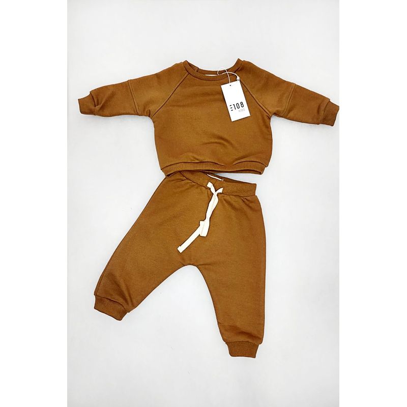 GENERICO - Pantalón Unisex  Chriss Color Camello Estacion 108