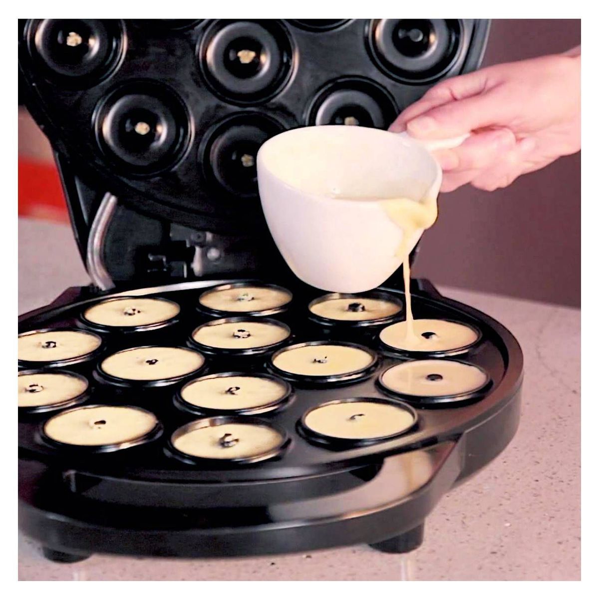 BLANIK - Máquina para Hacer Donuts BDM04