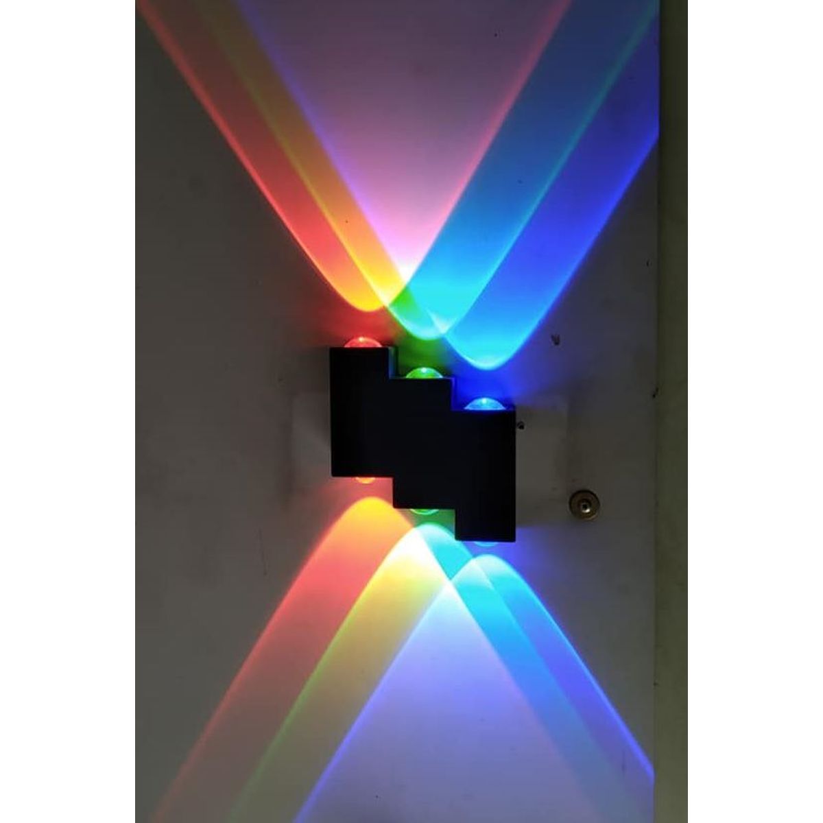 GENERICO - Lampara de pared Aplique LED 6 W escalera RGB y Luz Cálida