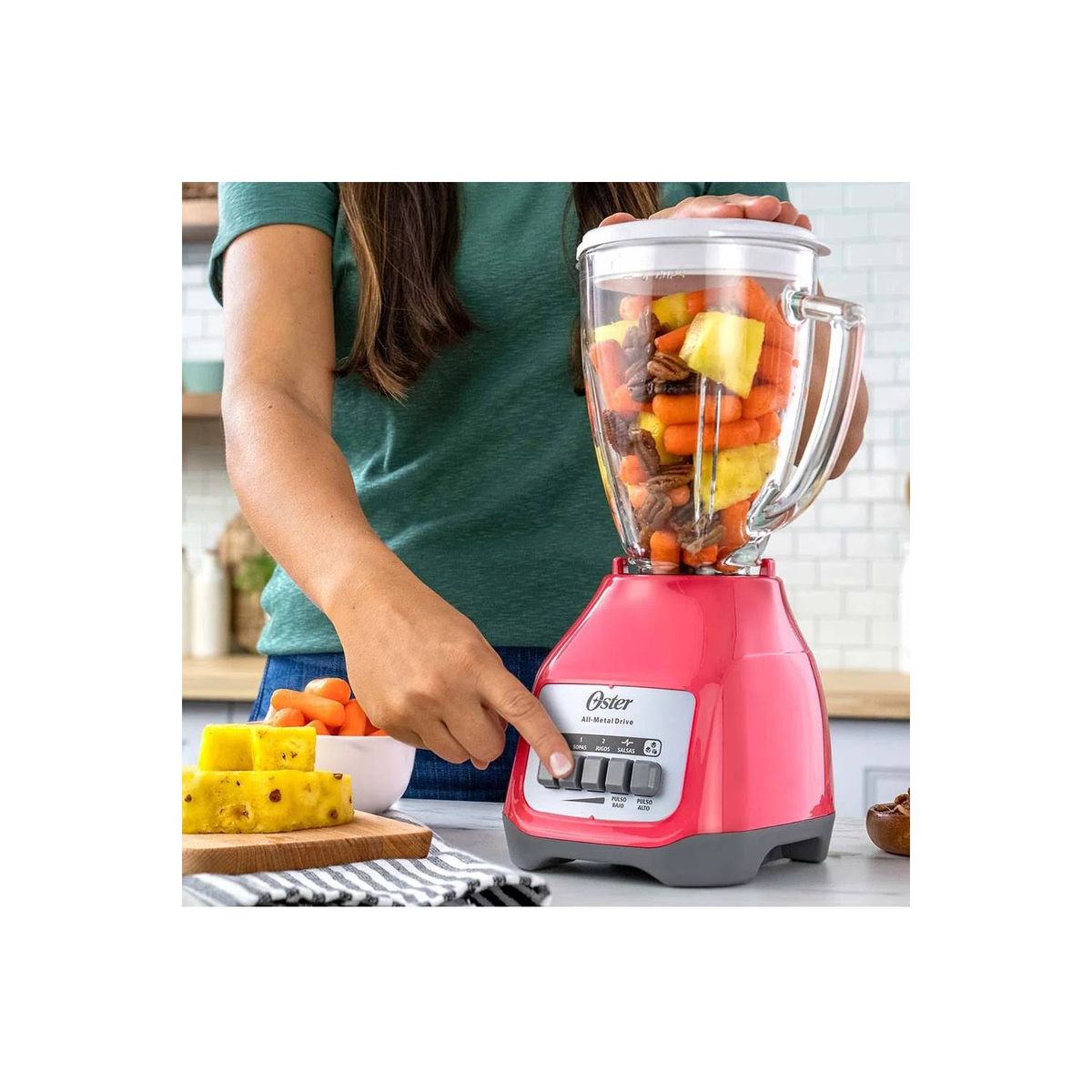 OSTER - COMBO Oster Licuadora BLSTKAGMPB  Hervidor Eléctrico BVSTKT4177M