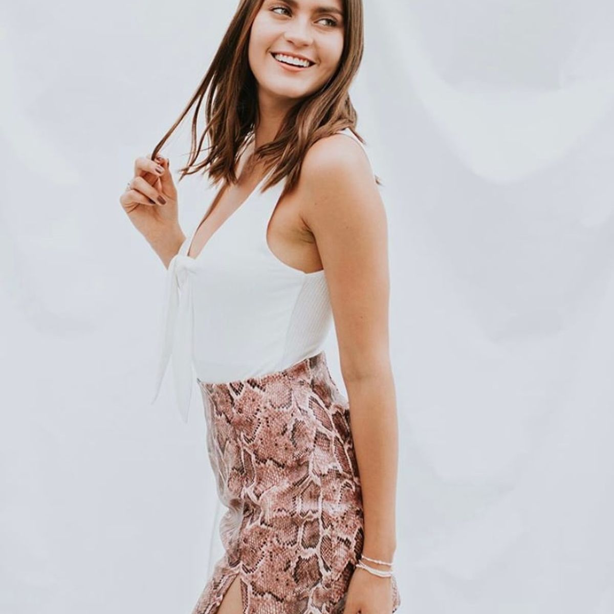 AMA OUTFITTERS - MINIFALDA CUERINA BELLA ANIMAL PRINT