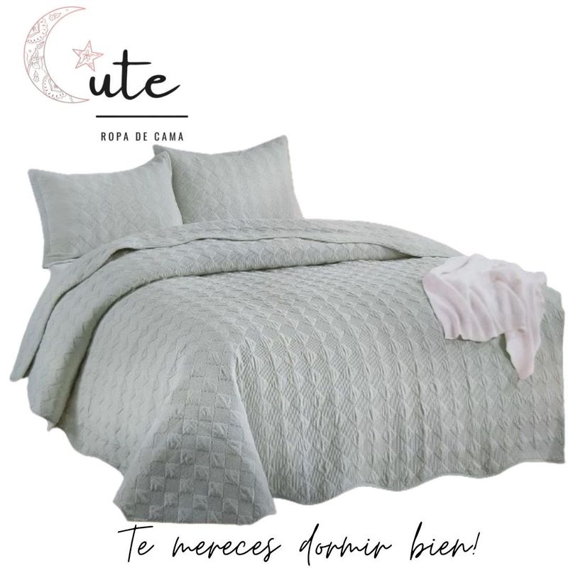 CUTE - CUBRECAMA COLOR ENTERO KING SIZE