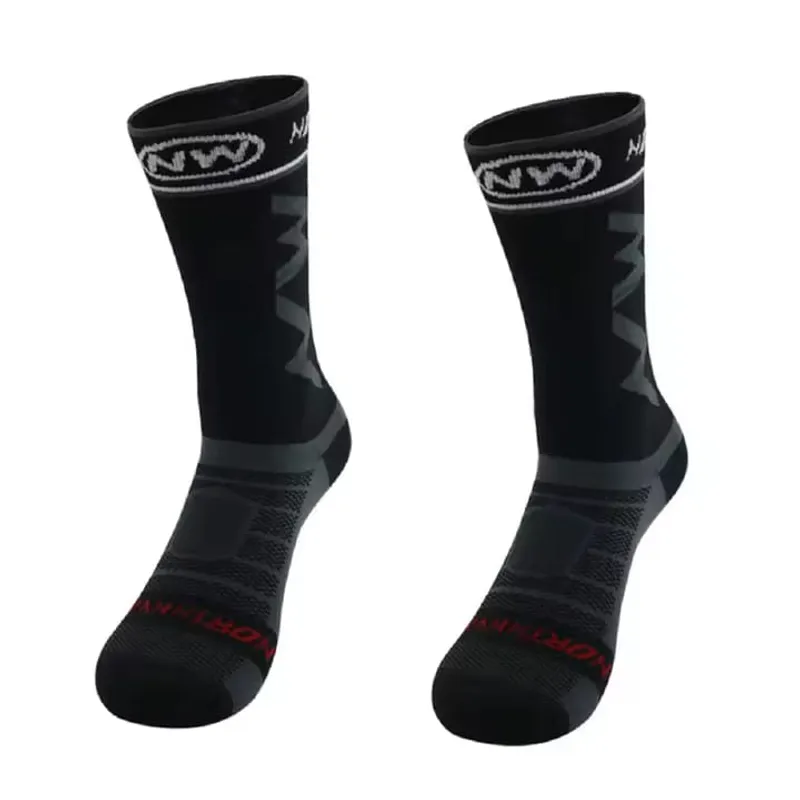 NORTHWAVE - NW Medias Deportivas Ciclismo Trekking Hombre 38-46