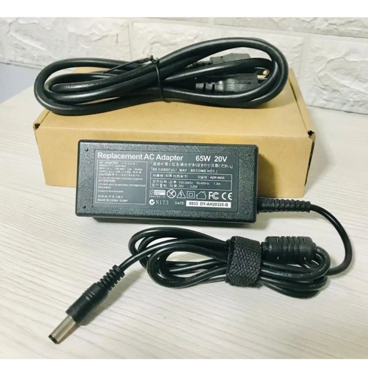 GENERICO - Cargador para Laptop LENOVO Generico 65W 20V
