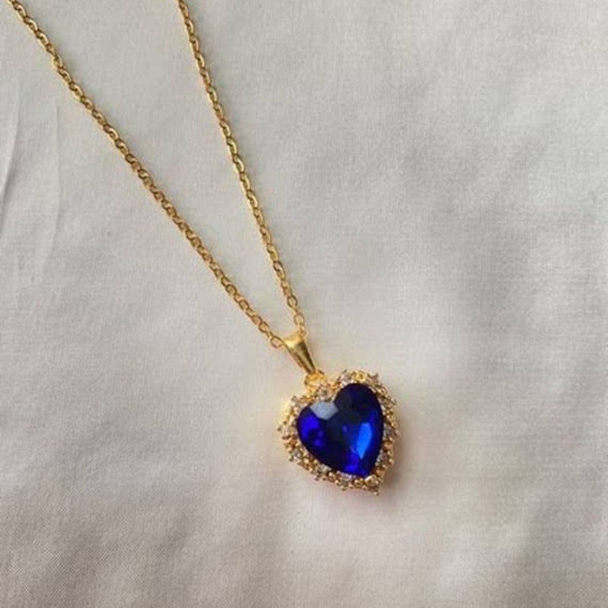 GENERICO - Collar y Aretes en forma de corazón Azul