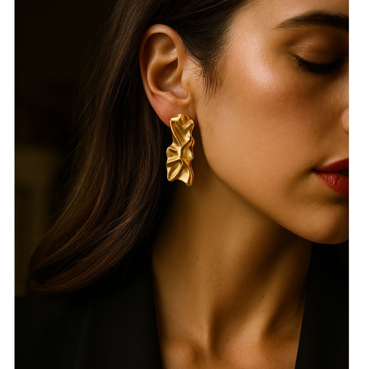 ESIKA - Aretes Chunky MODERN STONES Hermosas Tendencia Baño de Oro Mate 24K