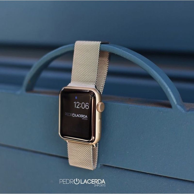 Correa apple watch de acero dorado 38-40-41mm GENERICO