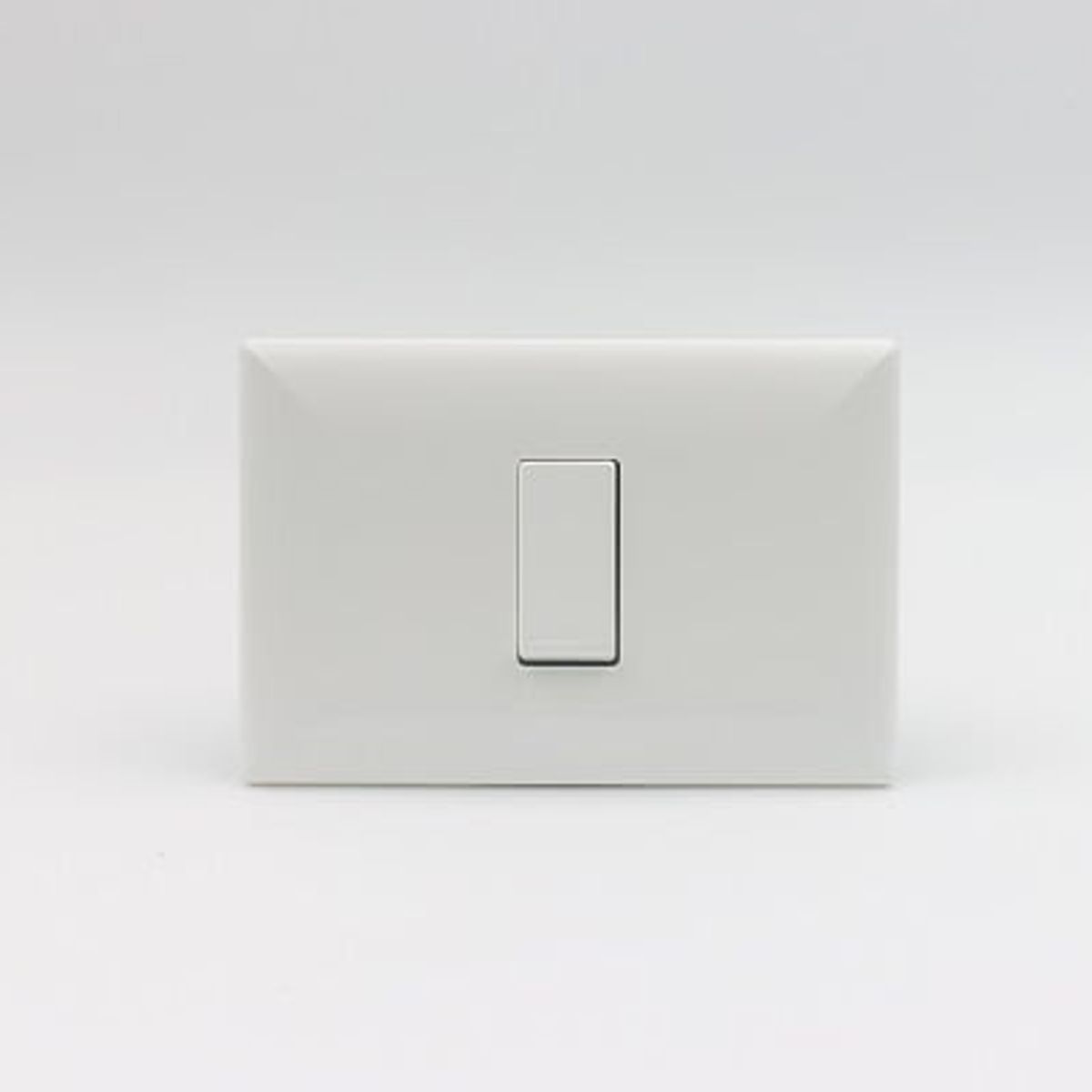 SINTHESI - INTERRUPTOR SIMPLE S17 PLACA BLANCA Y DADO BLANCO SINTHESI