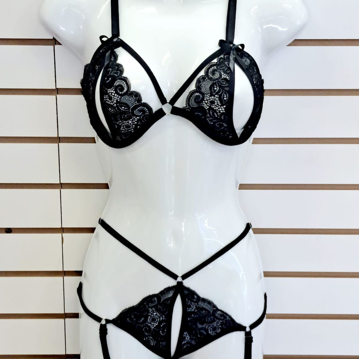 GENERICO - Conjunto Lenceria 3PZ Portaligas de Encaje LYON con Medias DEALCOBA