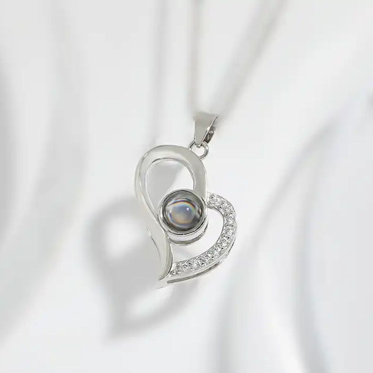 GENERICO - Collar para mujer Proyecta En 100 Idiomas Te Amo - Regalo Kawai -