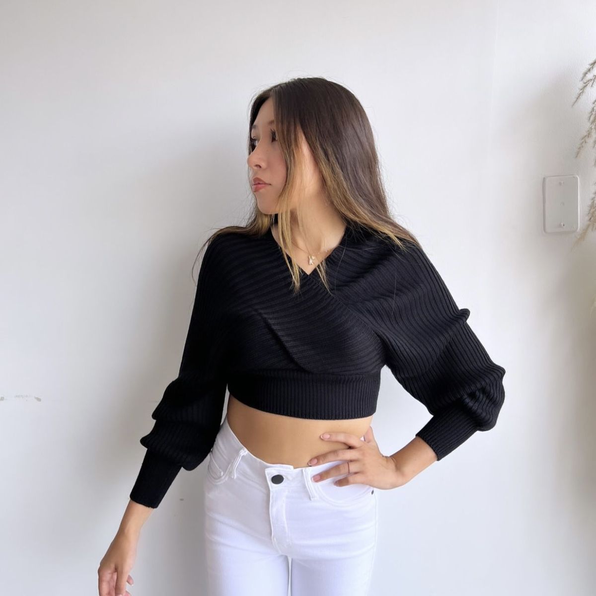 AMA OUTFITTERS - Chompa cruzada de hilo zoe