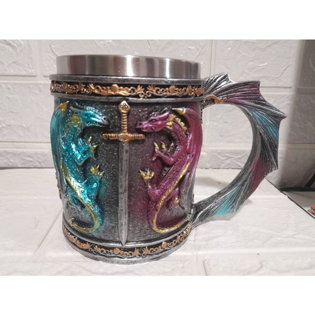 GENERICO - Taza Jarra Termica Acero Tematica Medieval 3D Dragones Games Of Trones