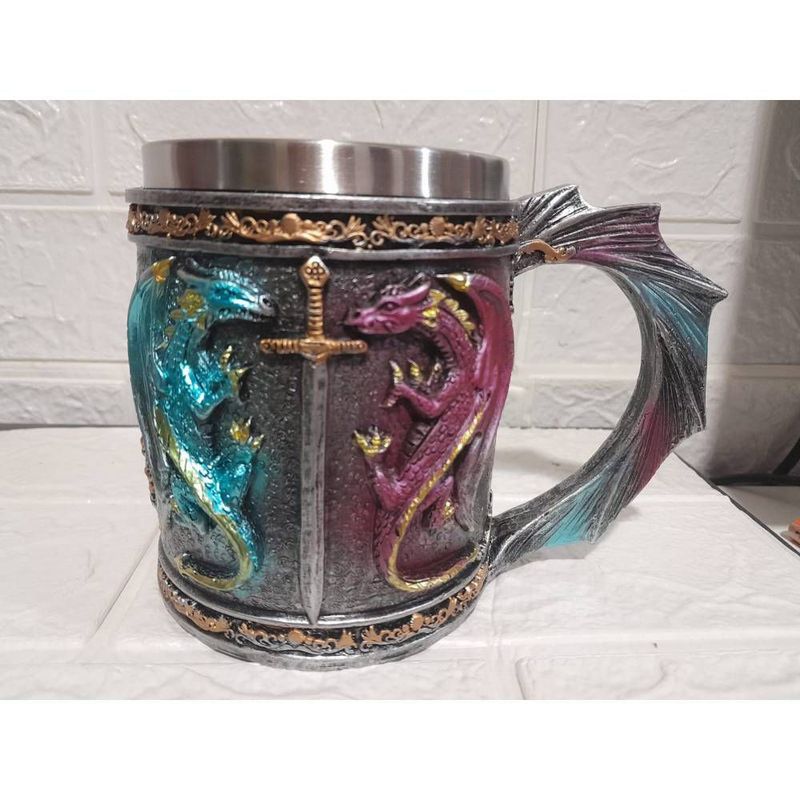 GENERICO - Taza Jarra Termica Acero Tematica Medieval 3D Dragones Games Of Trones