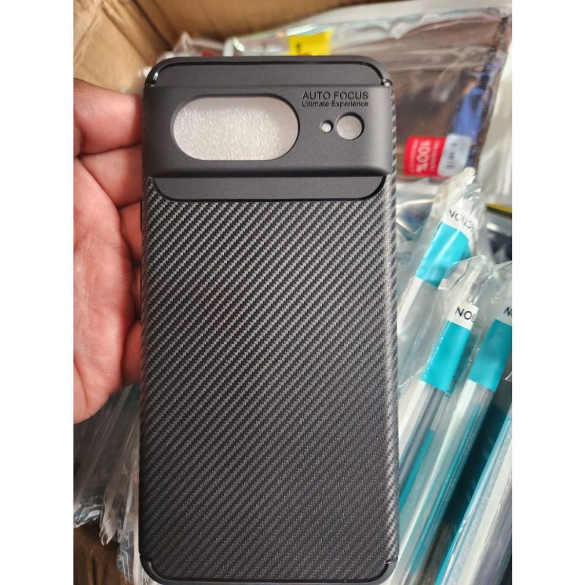 CARBONELL - CASE CARBONO AUTOFOCUS PIXEL 8 + VIDRIO