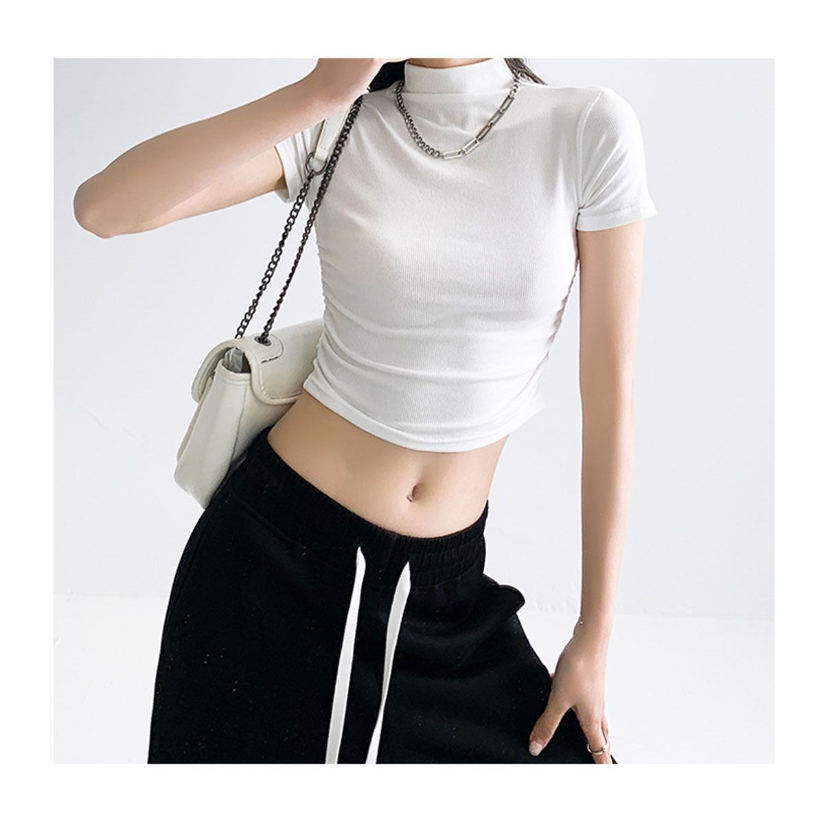 42AROZINA - moda mujer poleras top corto de mujer de medio cuello alto