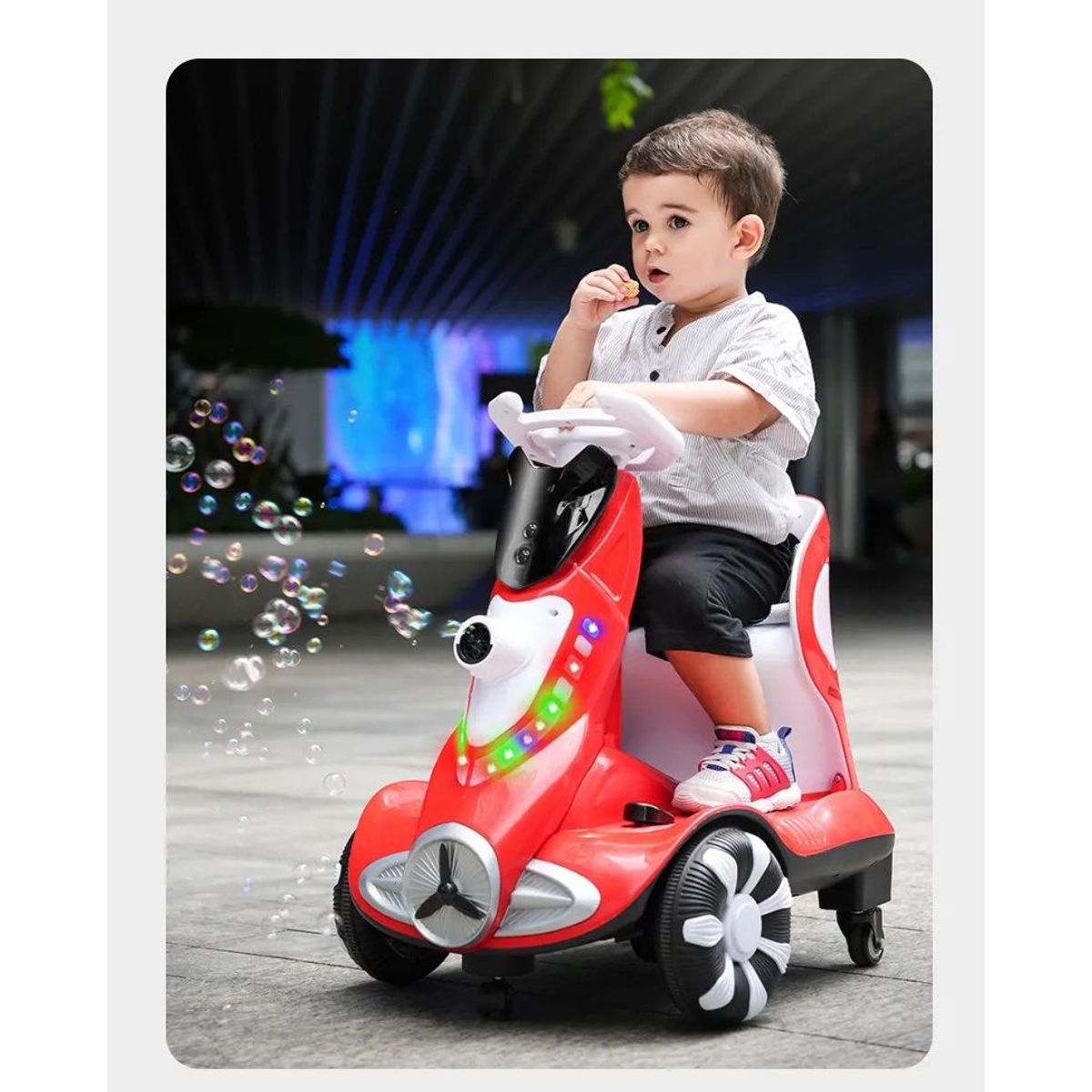 OEM - Carro Coche Eléctrico Lanza Burbujas Rojo Giro de 360°