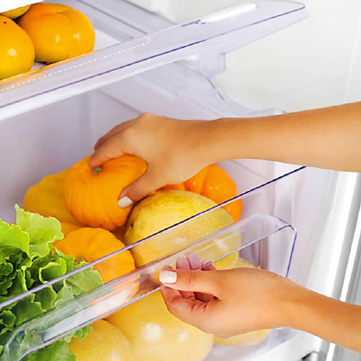 ELECTROLUX - Refrigeradora 138 L ERT18G2HNW Blanca