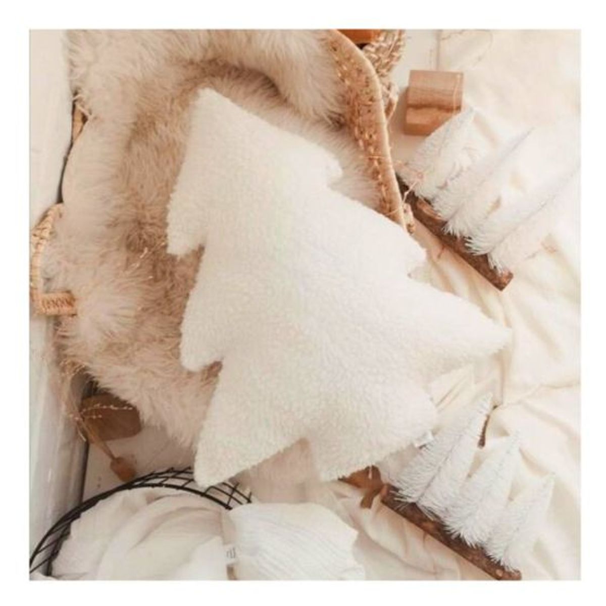 GENERICO - Cojin Árbol Navidad Blanco 45x40