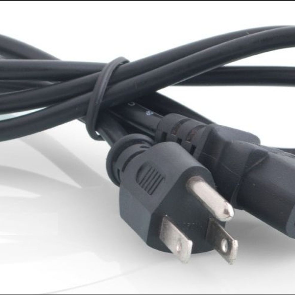 GENERICO - Cable Poder Para Pc De 1.80 Metros Calibre 3x16 Awg