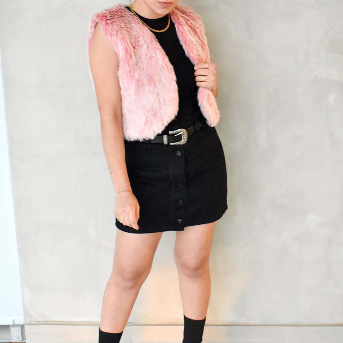 AMA OUTFITTERS - CHALECO DE PIEL NAIROBI