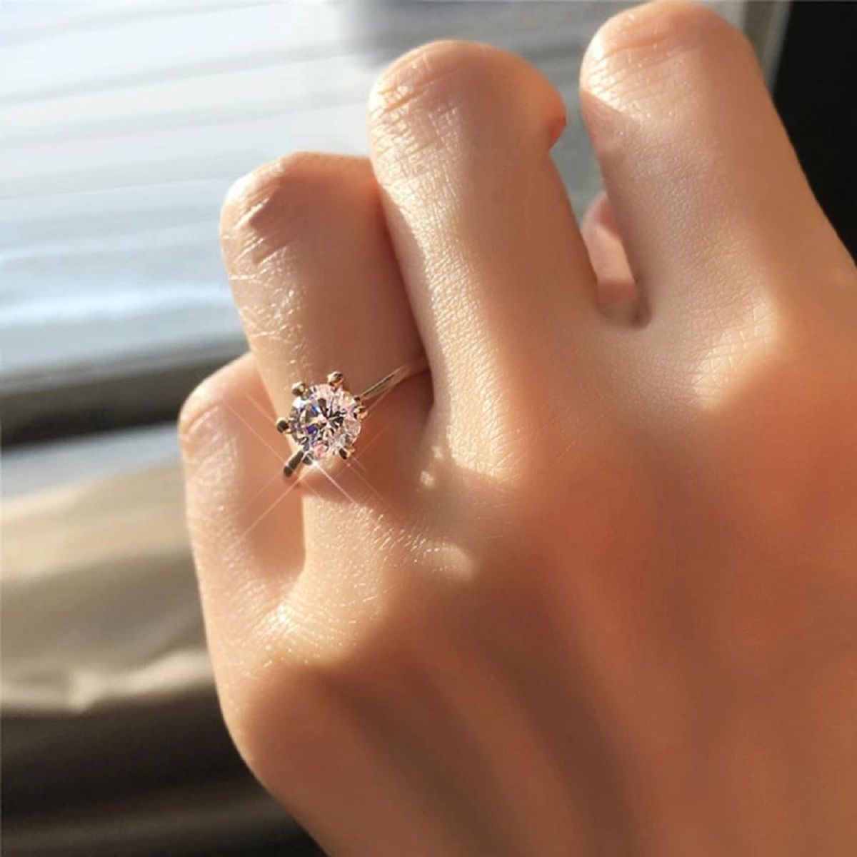GENERICO - Anillo de Compromiso Solitario Gold Bañado en Oro 18K Novia - Genieka