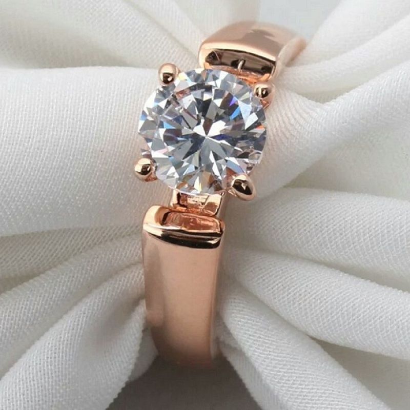 GENERICO - Anillo de Compromiso Adorable Bañado en Oro 18K Aniversario - Genieka