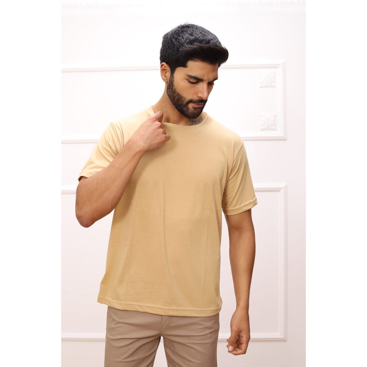 GENERICO - Polo Genérico Básico Beige