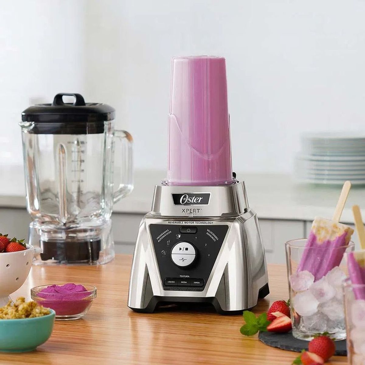 OSTER - Licuadora Xpert Series™ con control de textura  Blend-N-Go BLST3BCPG