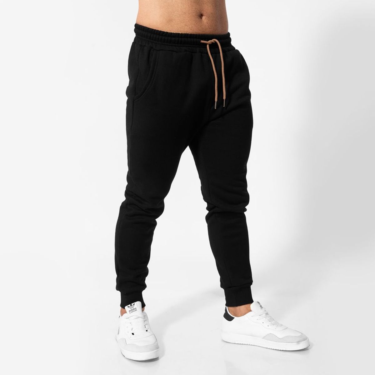 GENERICO - buzo jogger de algodón para hombre afranelado negro Arcoi
