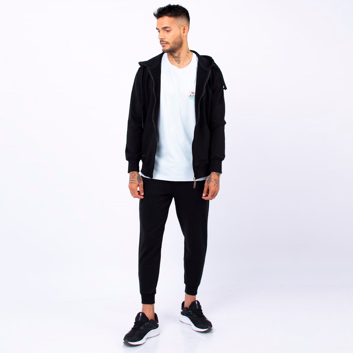 BHEVSK - Polera Basica Cremallera Negra