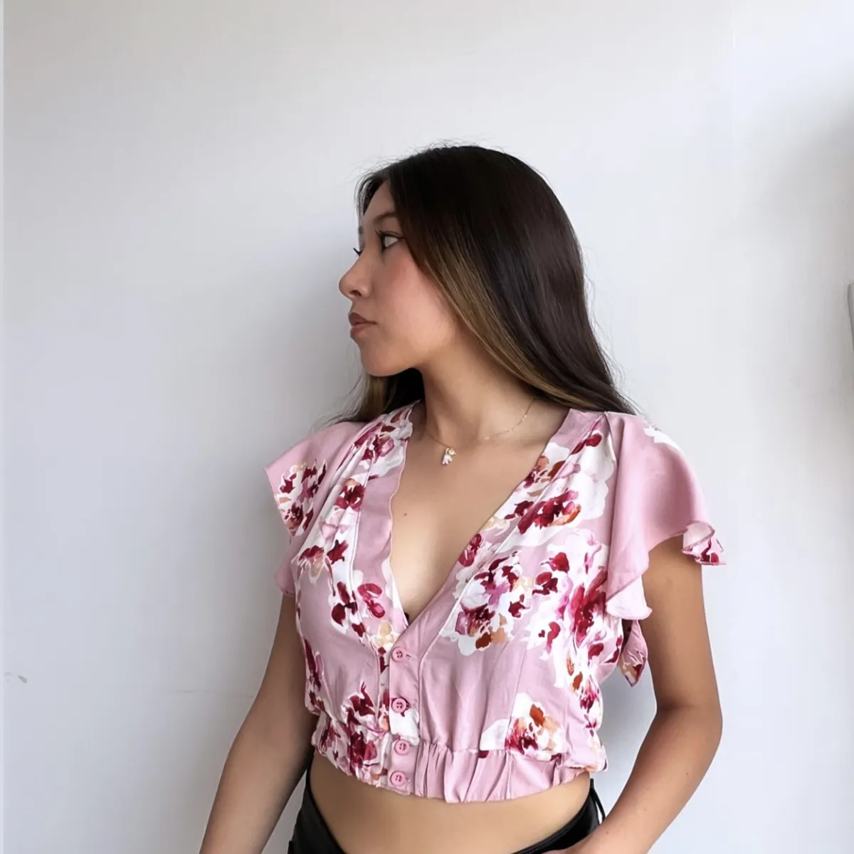 AMA OUTFITTERS - BLUSA KAROL FLOREADA