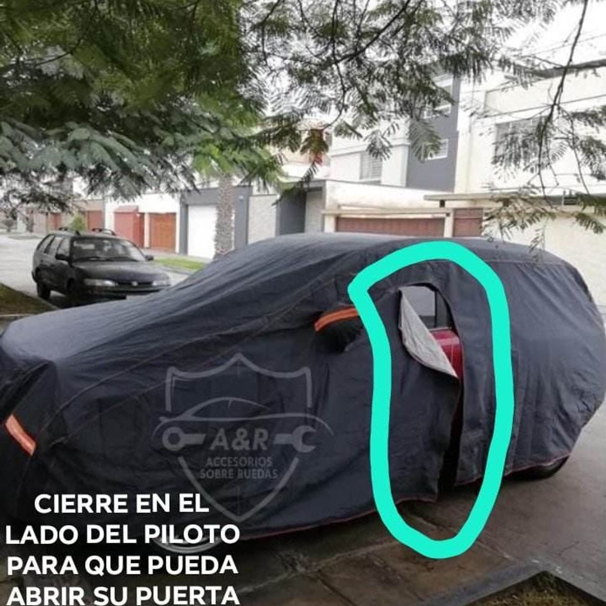 GENERICO - Cobertor KIA SPORTAGE Impermeable Acolchado