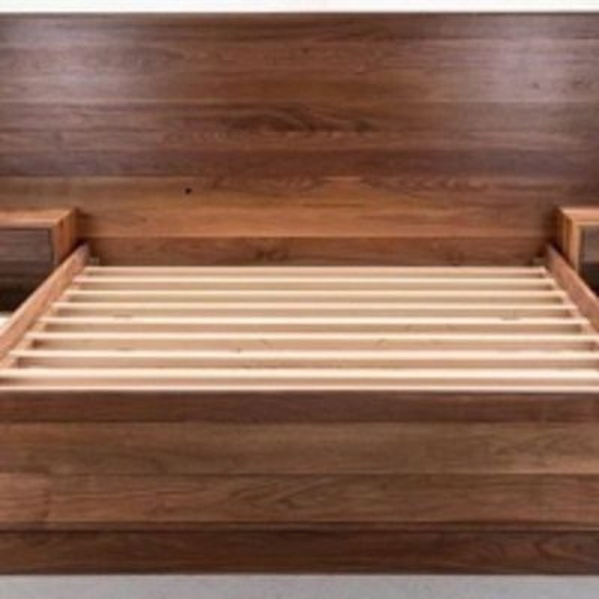 MOBILIARI - MODERN MOBILIARI QUEEN