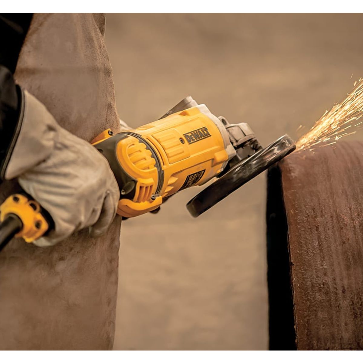 DEWALT - ESMERIL ANGULAR 9 2700W DWE4579 DEWALT
