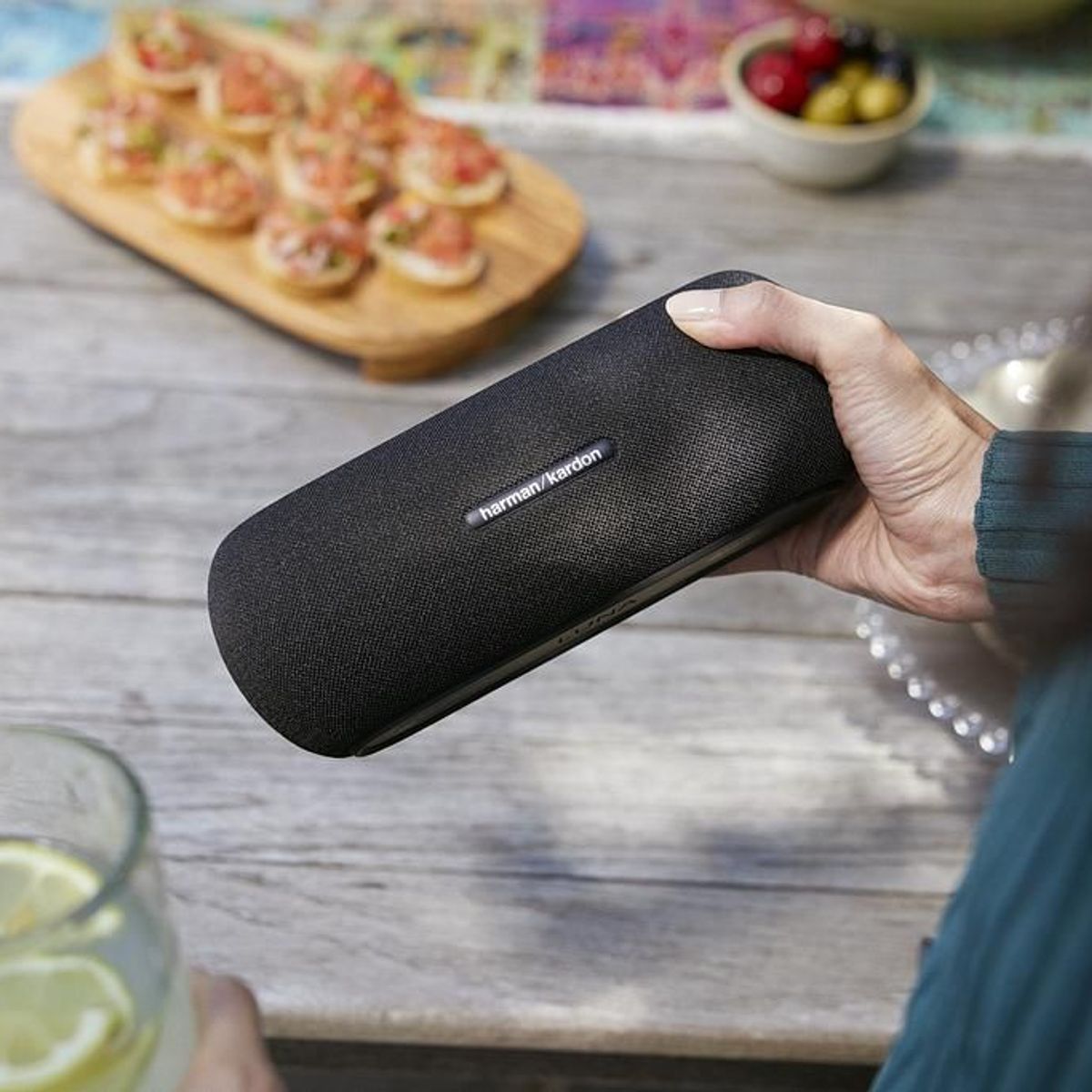 HARMAN KARDON - HARMAN LUNA - PARLANTE BLUETOOTH PORTATIL - HARMAN KARDON