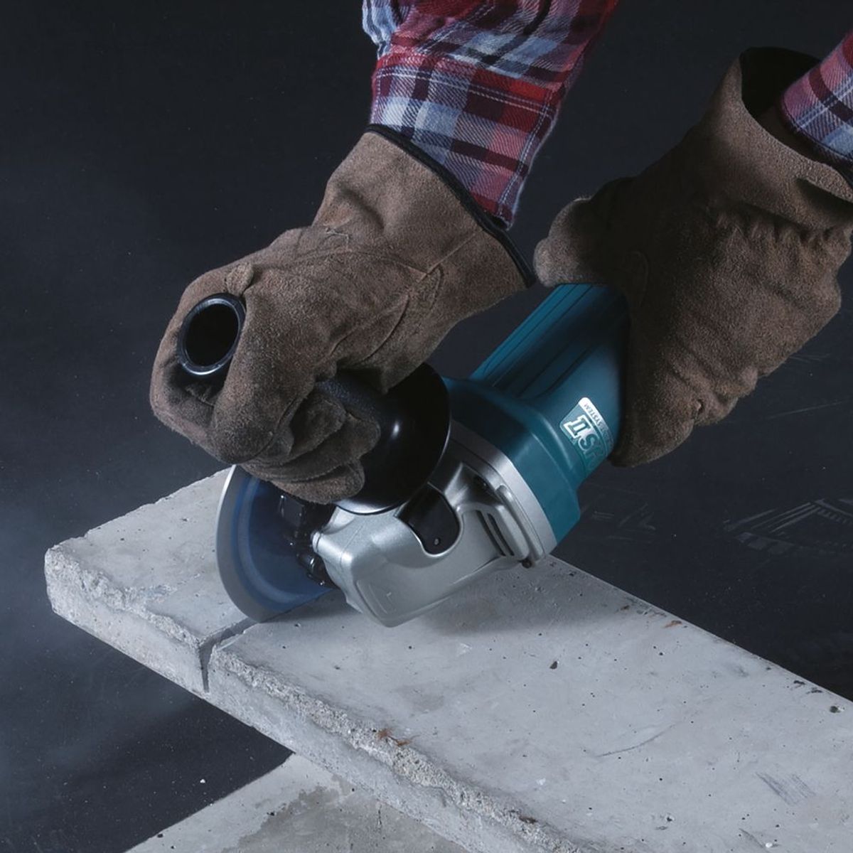MAKITA - Esmeril Angular 4 1/2'' 1100 W 2.4 Kg Sjsii Makita Ga4540
