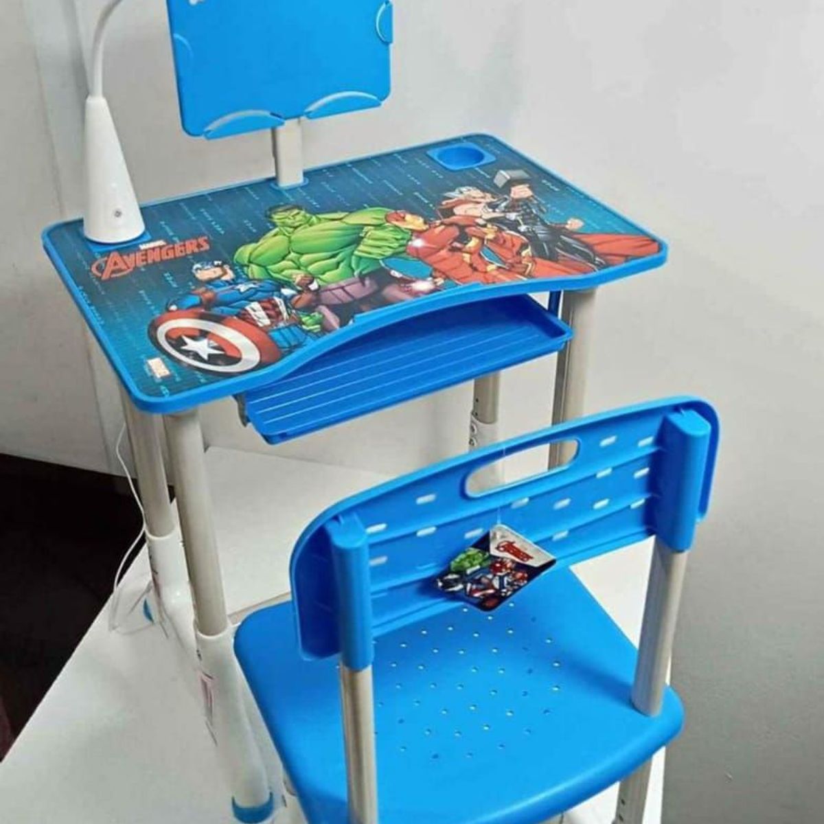 GENERICO - Escritorio Para Niños Modelo Ergonomico con Lampara Led