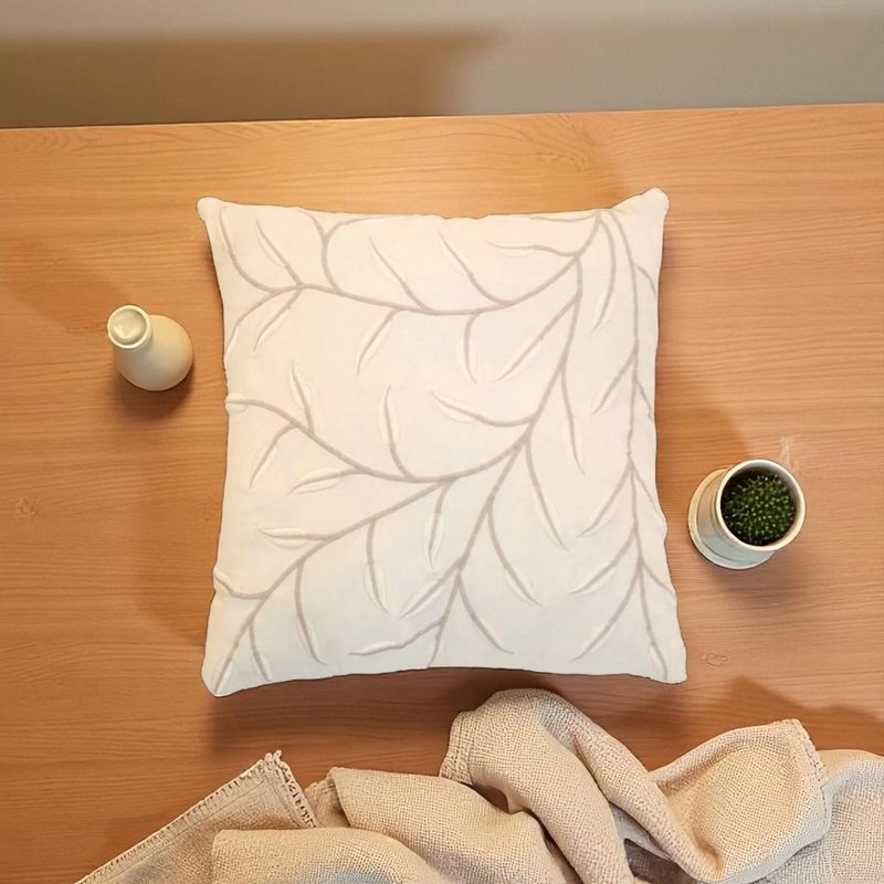 CONCEPT - Cojin Ramas Con Hojas Gris