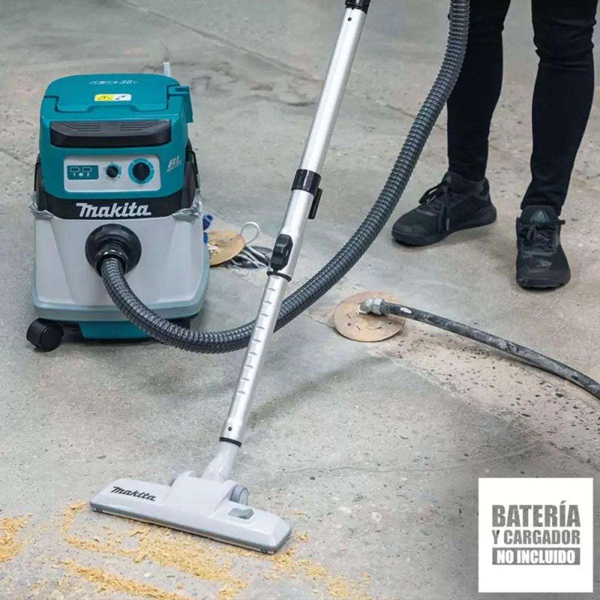MAKITA - Aspiradora para Húmedo y Seco 36V Baretool Makita DVC155LZX2