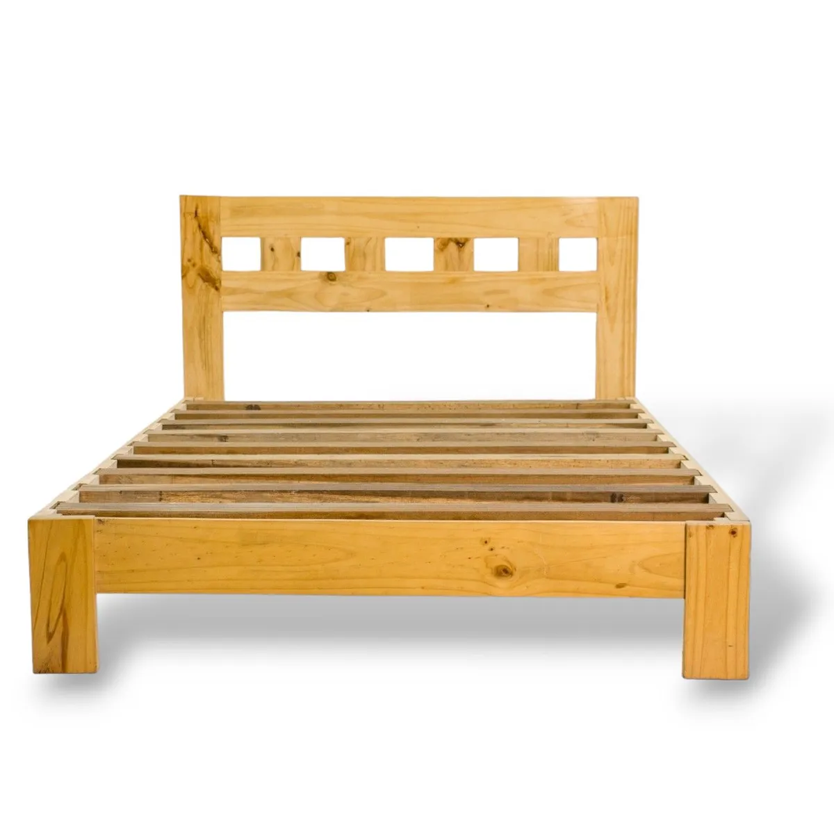 MUEBLES MACRUMO - Cama de madera pino modelo Vienna 1.5 plazas