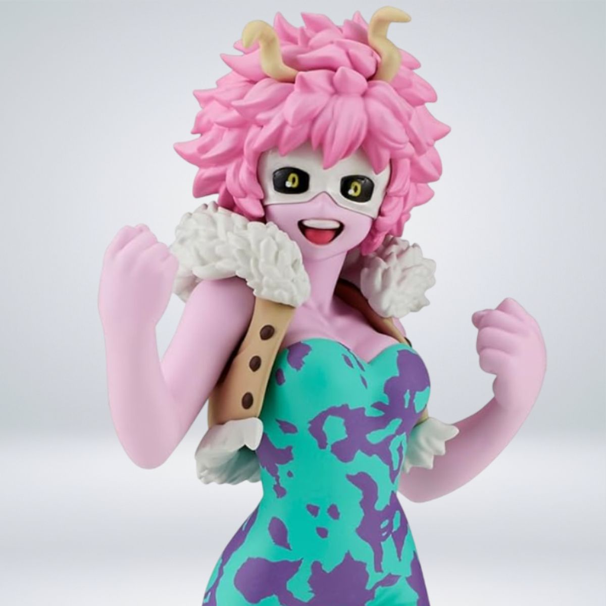 BANPRESTO - FIGURA MY HERO ACADEMIA PINKY