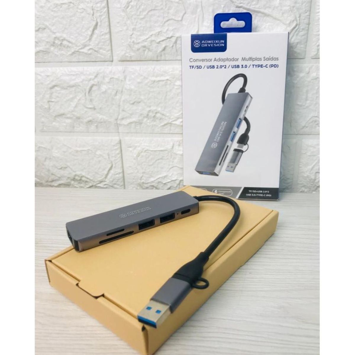 GENERICO - HUB 6 EN 1 CONVERSOR MULTISALIDAS TIPO C , USB 2.0 USB 3.0 + USB GRIS