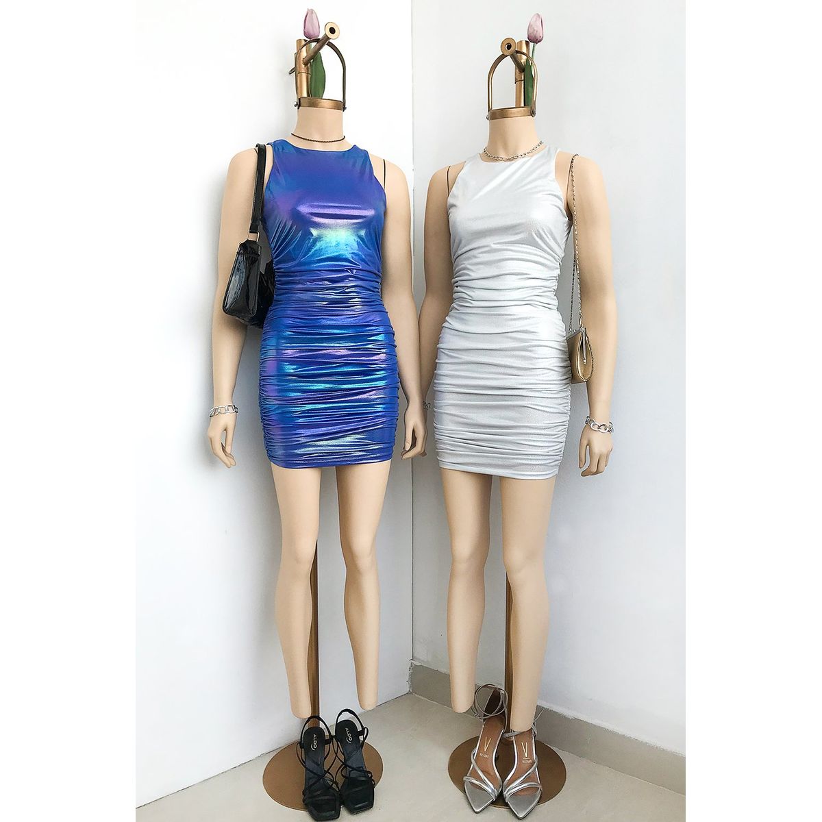 GENERICO - Vestido Corto Latex Avi Color Azulino Estacion 108